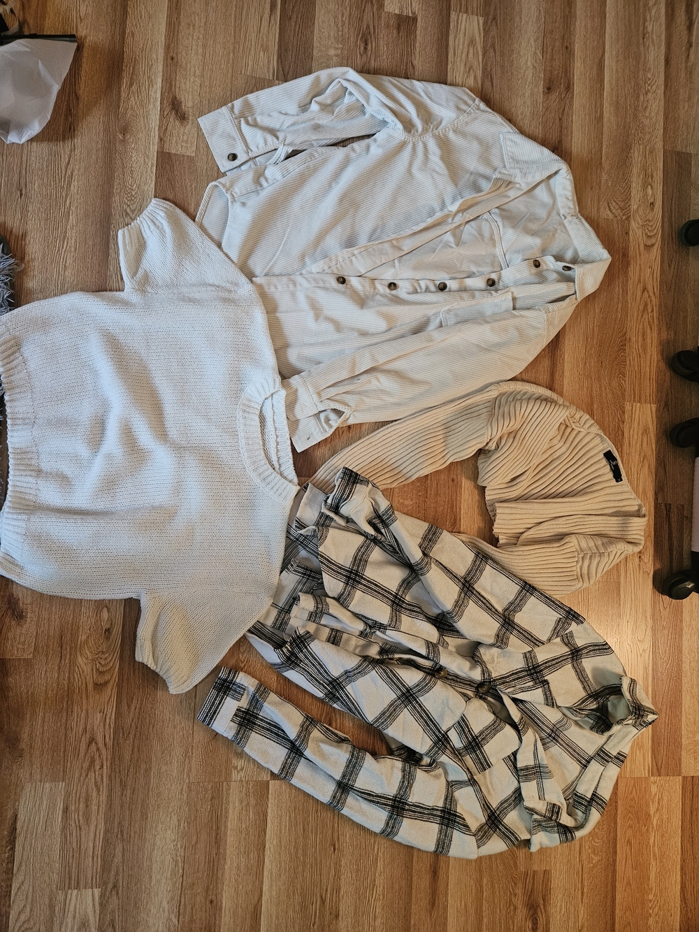 Neutral Cream & Ivory Knit and Plaid Top Bundle
